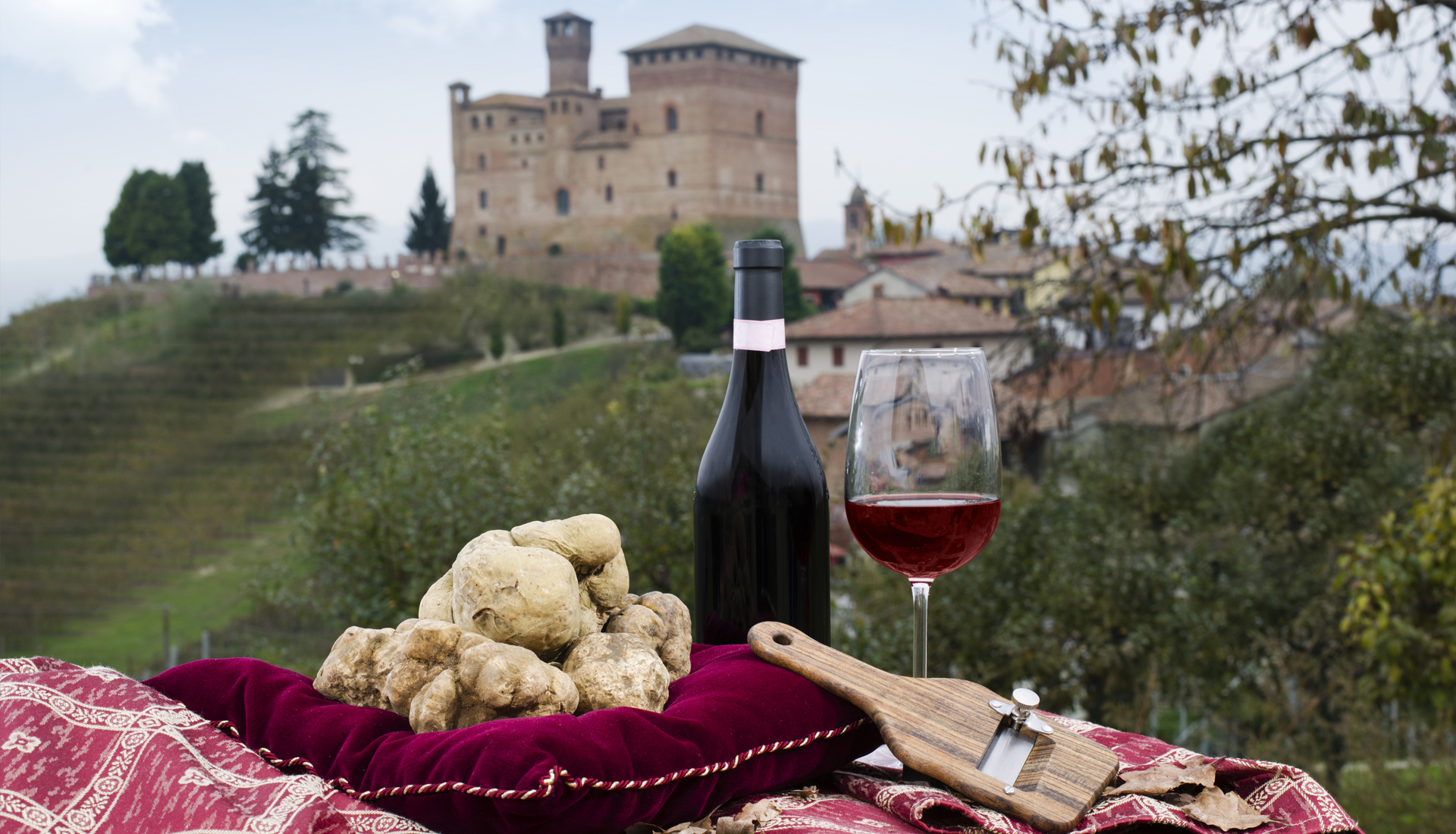 White Truffle World Auction